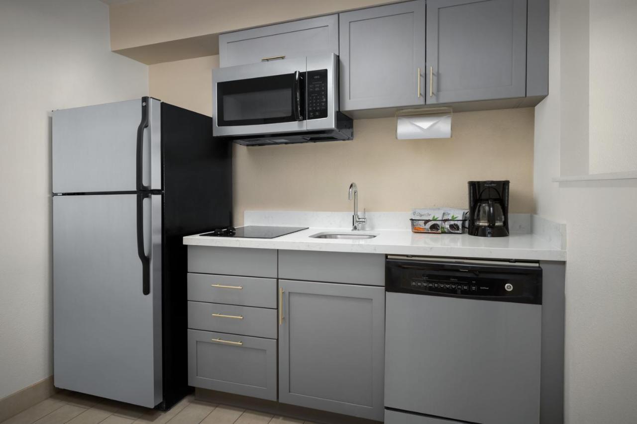Hotel By Marriott - Dc/foggy Bottom 3*
