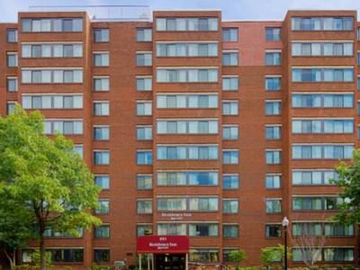 Hotel By Marriott - Dc/foggy Bottom 3*