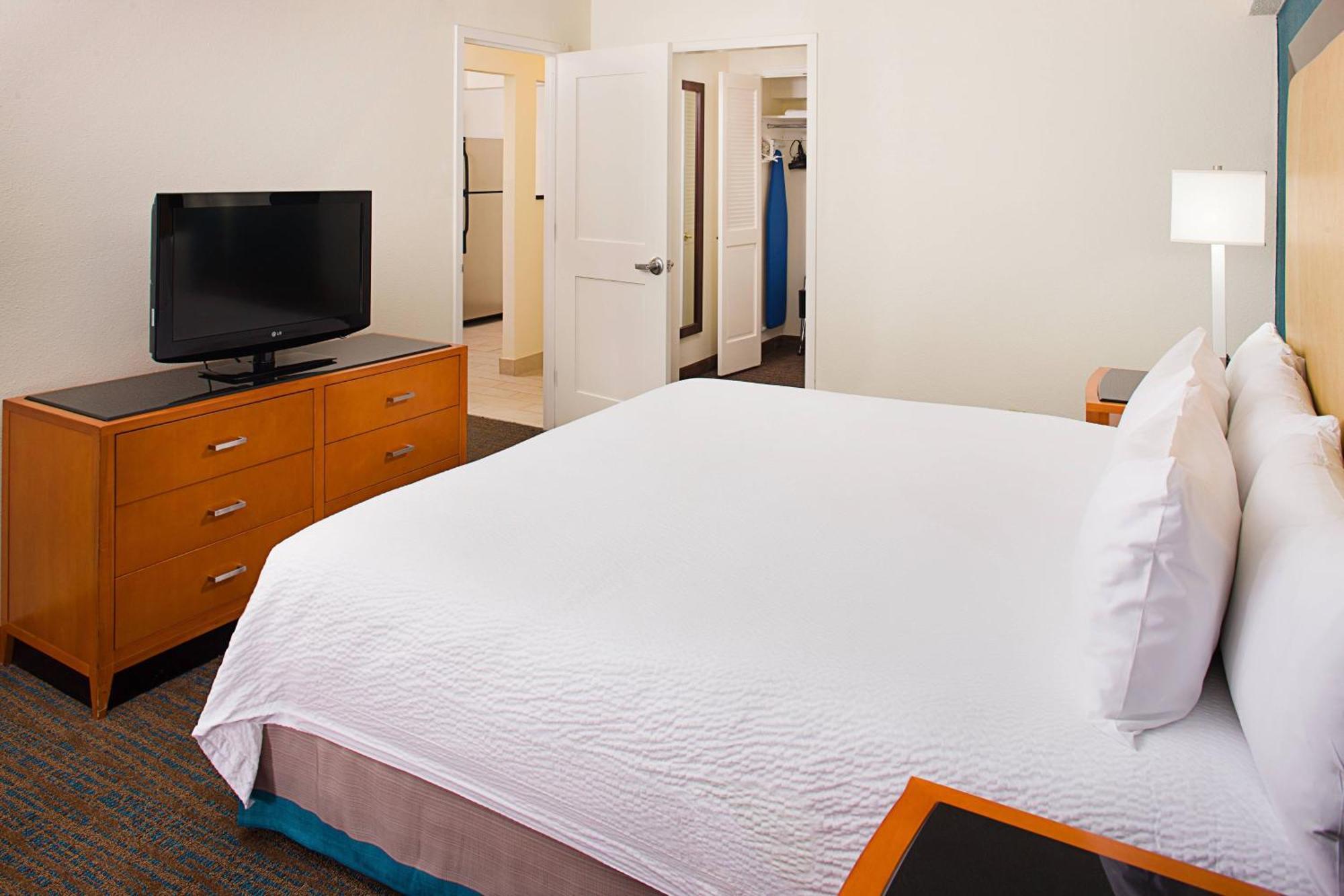 By Marriott - Dc/foggy Bottom