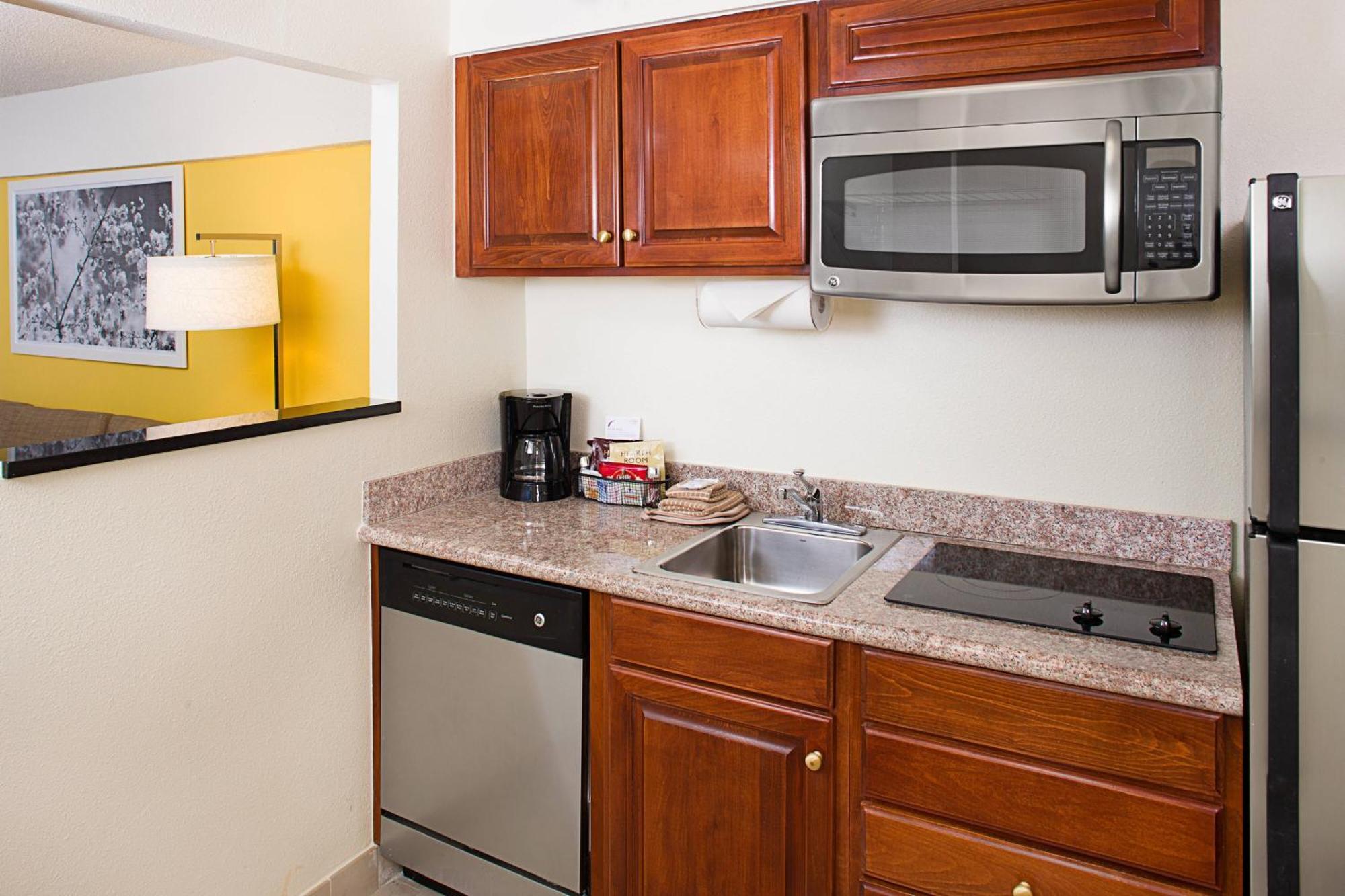 Hotel By Marriott - Dc/foggy Bottom 3*